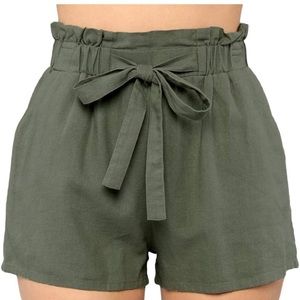 Army green high waisted shorts